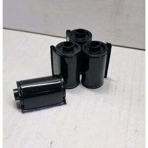 Reloadable 35 MM Film CASSETTES with Plastic TAKE-UP SPOOL NTR352020 Fugi